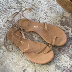 Tkees sandals
